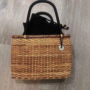 Chic Woven Tote with Black Handles